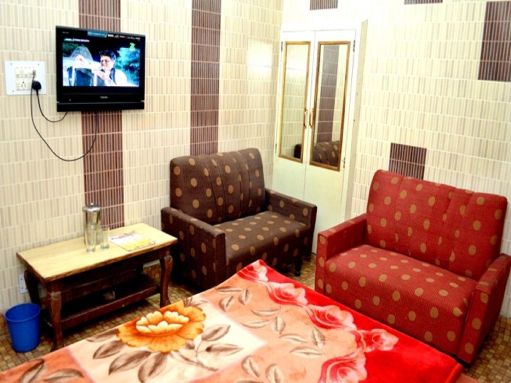 Kasauli Hotel Puri Kültér fotó